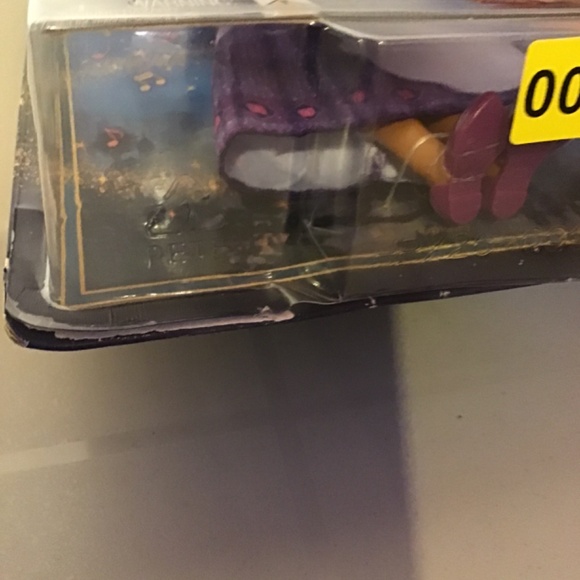 Disney Wish Singing Asha Doll - Picture 5 of 5